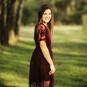 Meet your Posher, Holli